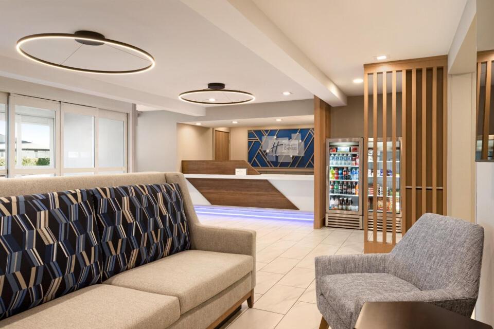 Holiday Inn Express - Bowling Green By Ihg Екстериор снимка